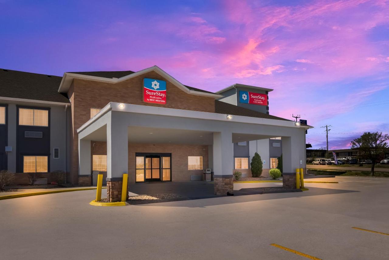 Surestay Plus Hotel By Best Western Topeka Kültér fotó