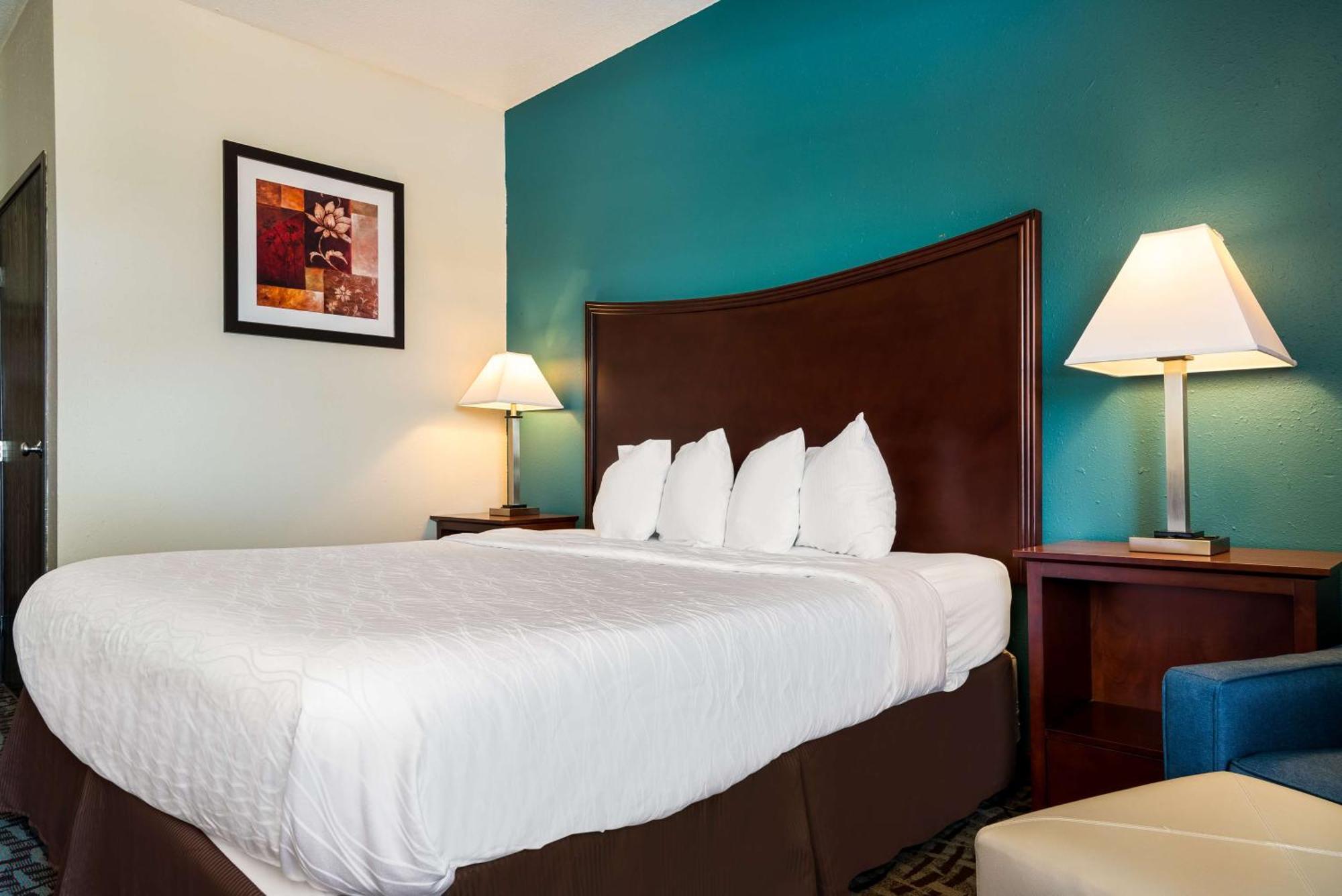 Surestay Plus Hotel By Best Western Topeka Kültér fotó