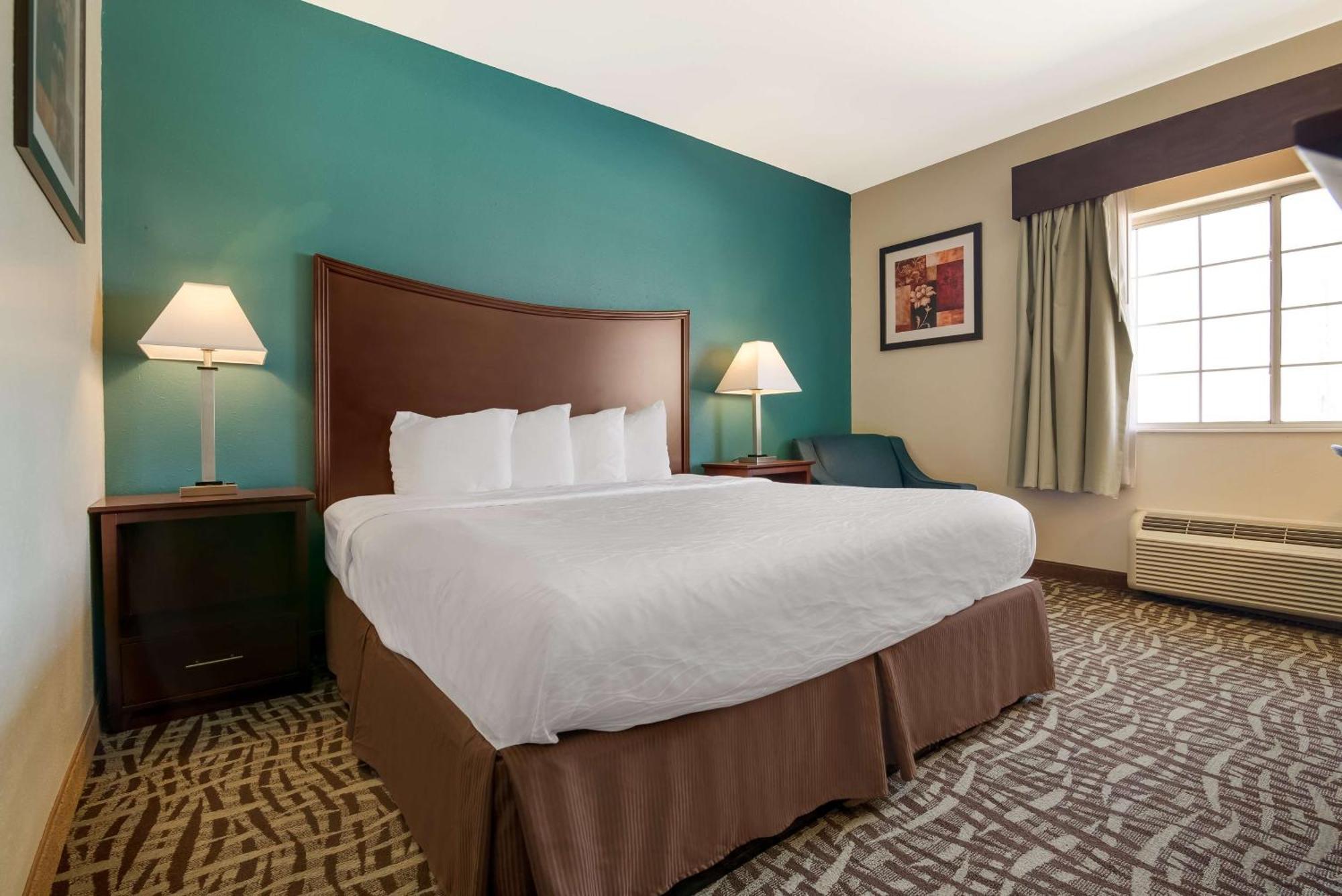 Surestay Plus Hotel By Best Western Topeka Kültér fotó