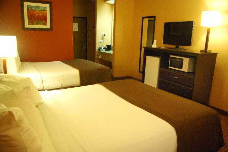 Surestay Plus Hotel By Best Western Topeka Kültér fotó